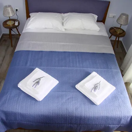 Antony's By The Sea Apartamento *