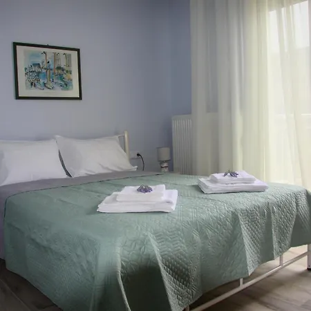 Apartamento Antony's By The Sea PalaiónTsiflíkion