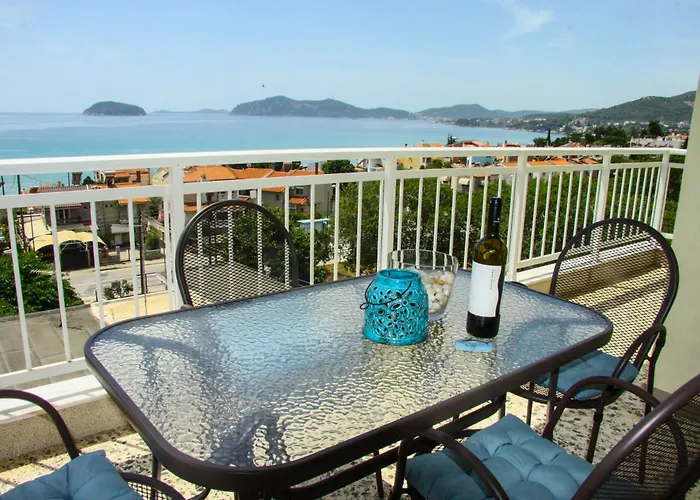 Antony's By The Sea